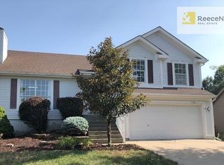 18981 W 160th Ct, Olathe, KS 66062