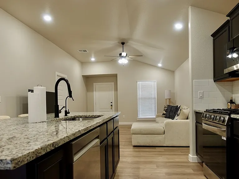 2716 River Bend Rd — Photo 9