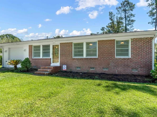 1232 Park Hill Dr., Conway, SC 29526