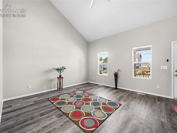 4th image of 7636 Middle Bay Way