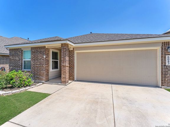 3rd image of 6083 AKIN CIR