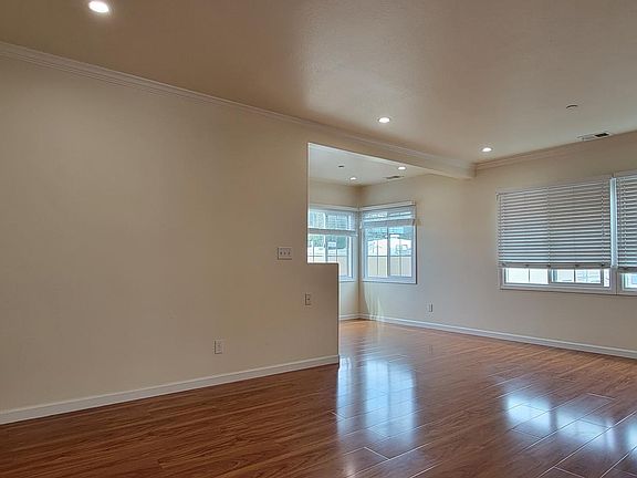 2nd image of 5922 Camden St APT C