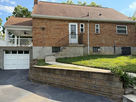 5th image of 2480 Downing Dr