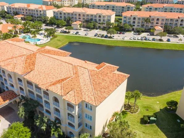 2 Harbour Isle Drive E #Ph-05, Fort Pierce, FL 34949