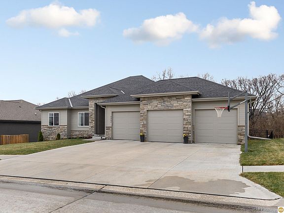 3rd image of 2304 N 188th St