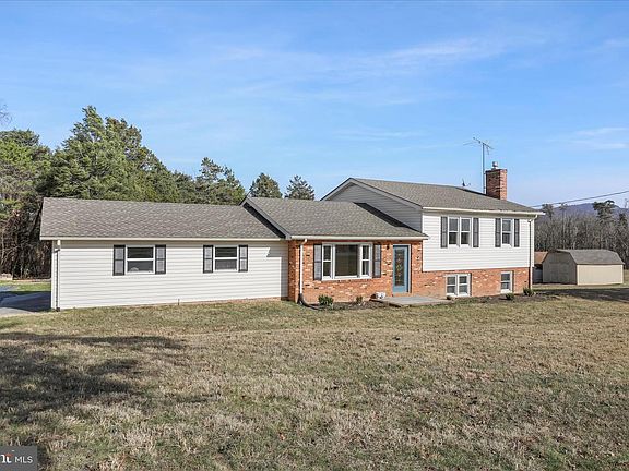 2nd image of 1832 Ridgeway Rd