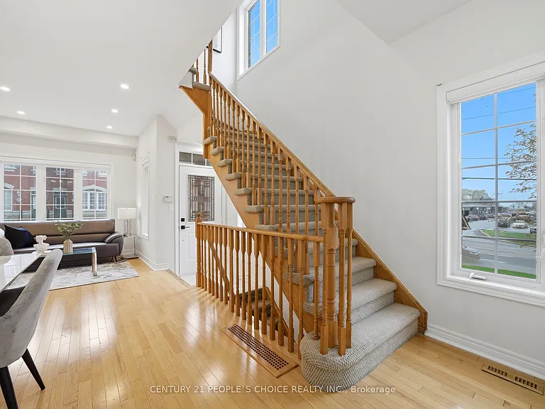 1330 Altona Rd #1 — Photo 16