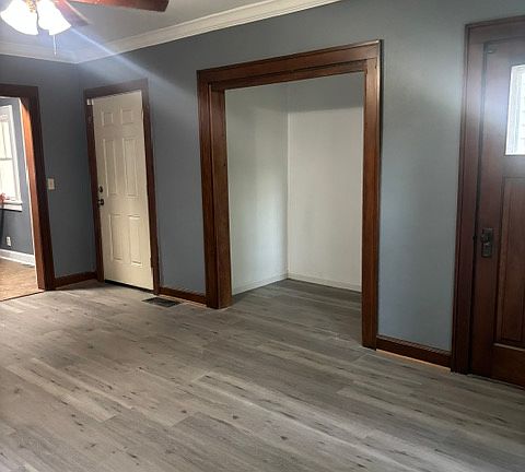 5th image of 1720 N 5th St