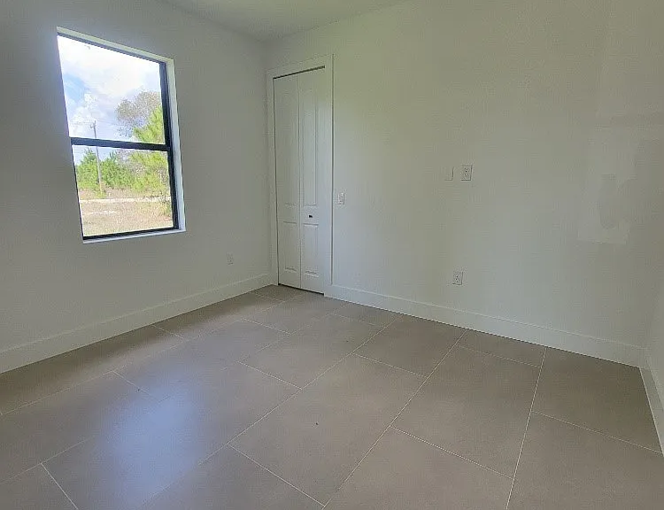 708 Godwid Ave S — Photo 12