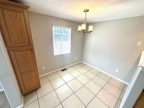4th image of 947-951 Allison St #3B-2Ba-1800Sqft