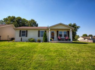2808 Gardenia Dr, Evansville, IN 47715