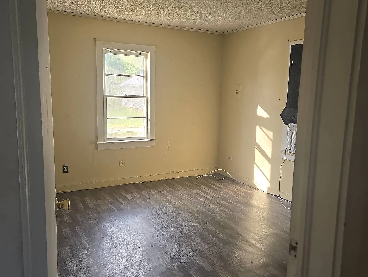 405 Anderson Street - 1 — Photo 3