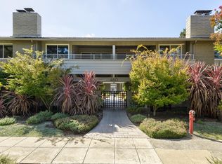 460 Lassen St APT 5, Los Altos, CA 94022