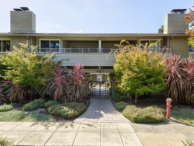 460 Lassen St APT 5, Los Altos, CA, 94022