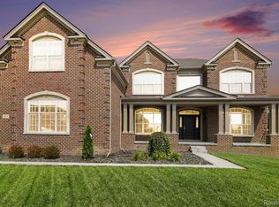 1419 Napa Dr, Canton, MI 48187