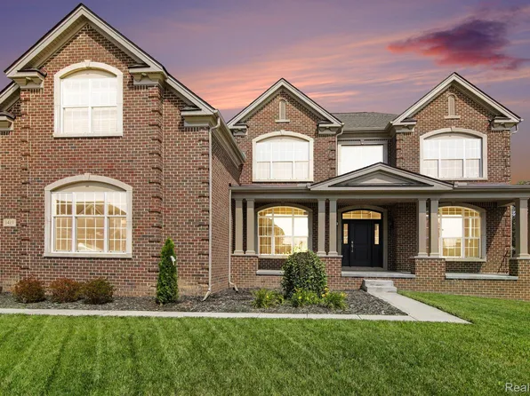 1419 Napa Dr, Canton, MI 48187