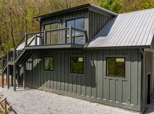 1066 Fowler Rd, Glenville, NC 28736