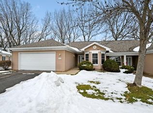 955 Bahls Dr, Hastings, MN 55033