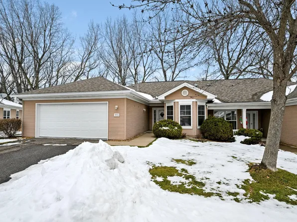 955 Bahls Dr, Hastings, MN 55033