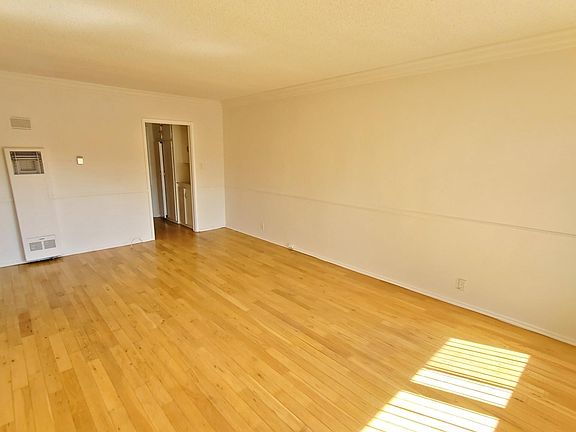 5th image of 8458 Blackburn Ave #2