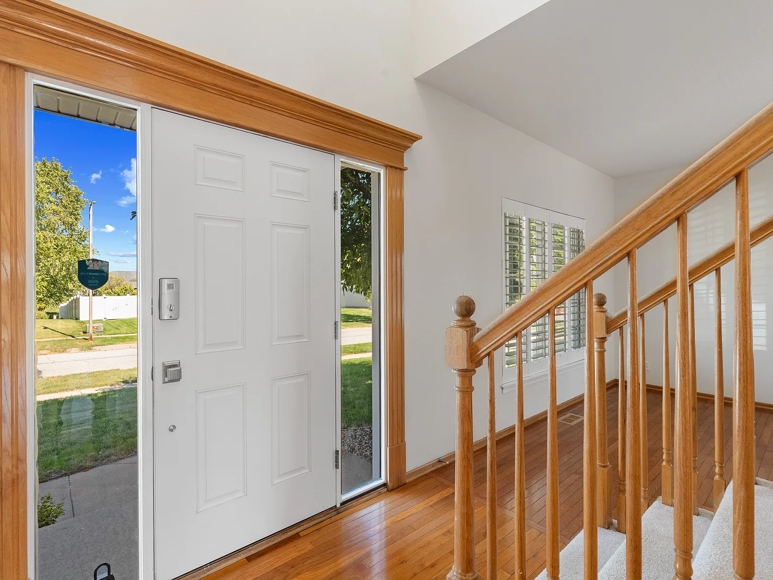 5 bed, 3334 sqft, $2,795 — Photo 2