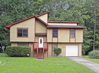 6765 Smoke Ridge Dr, Atlanta, GA 30349