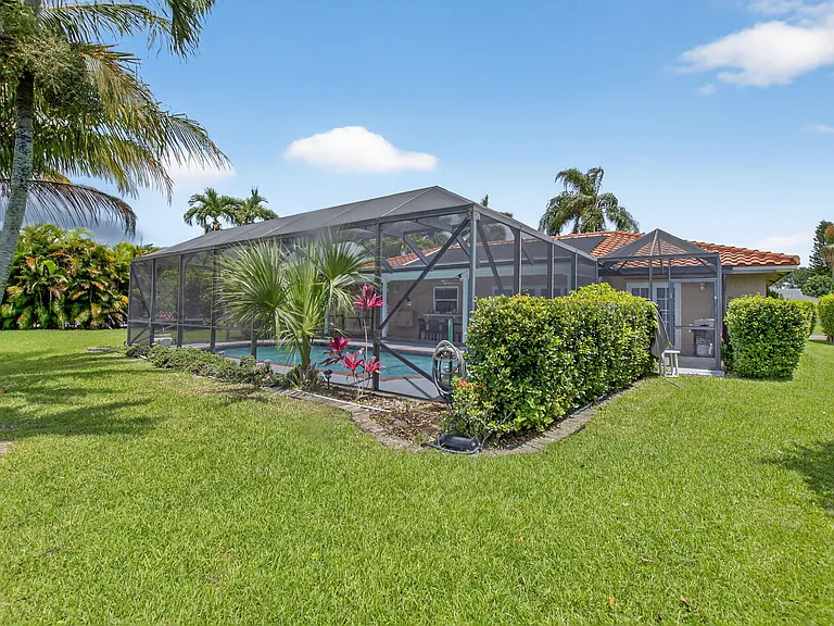 10305 Crosswind Rd — Photo 45