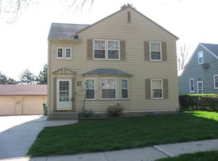 918 S 4th Ave, Sioux Falls, SD 57104