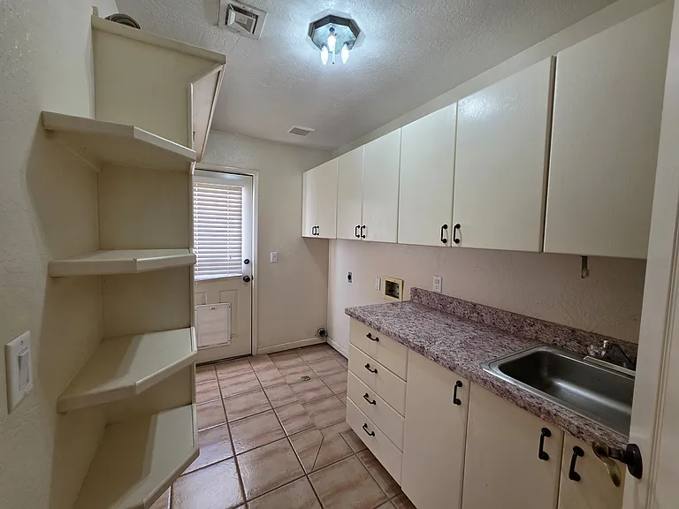 12324 E Del Norte — Photo 9