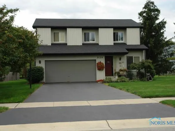 829 Village Pkwy, Waterville, OH 43566