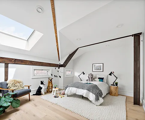 Sold by Corcoran | media 16