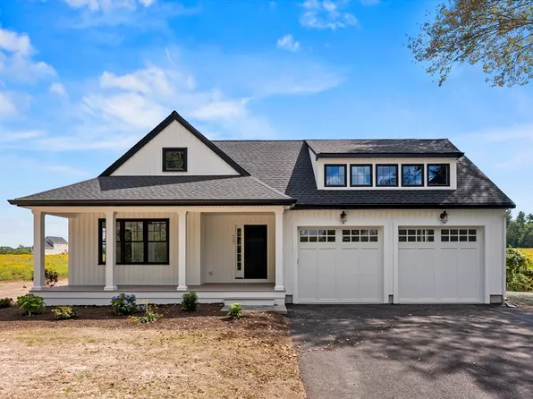 117 Plain St, Middleboro, MA 02346