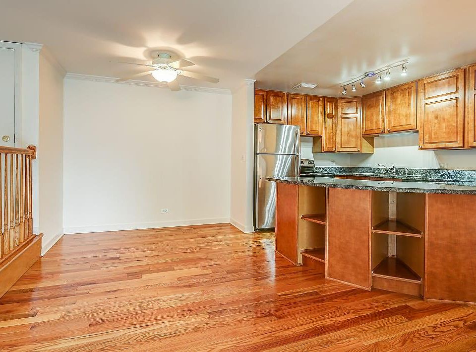 1st image of 2484 Meadowdale Ln APT 211