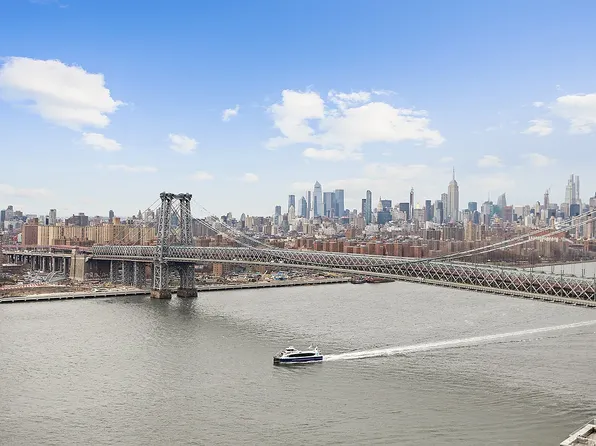 440 Kent Avenue image 10 of 11