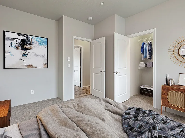 Broadway12 - Apartments for Rent in Spokane Valley