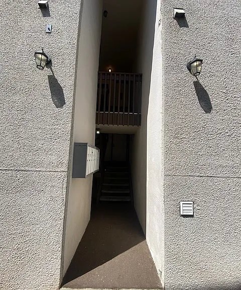 708 E Mission Ave #3 — Photo 2