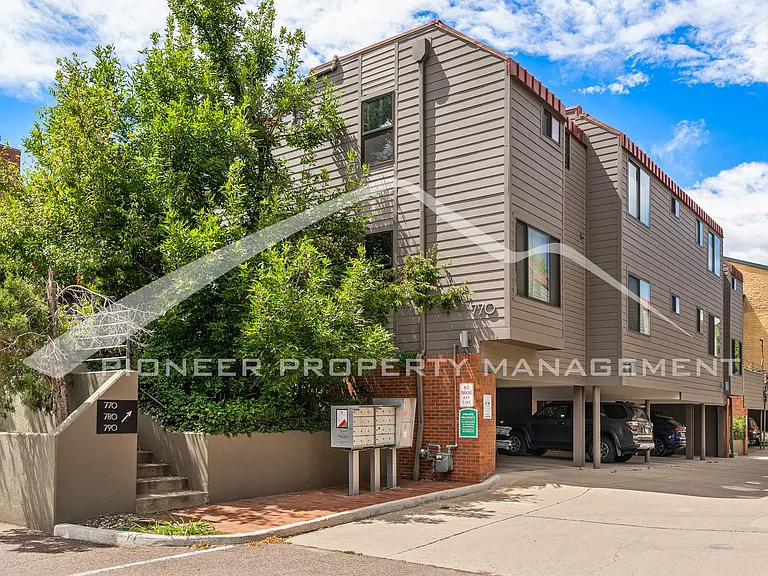 780 Walnut St #D — Photo 1