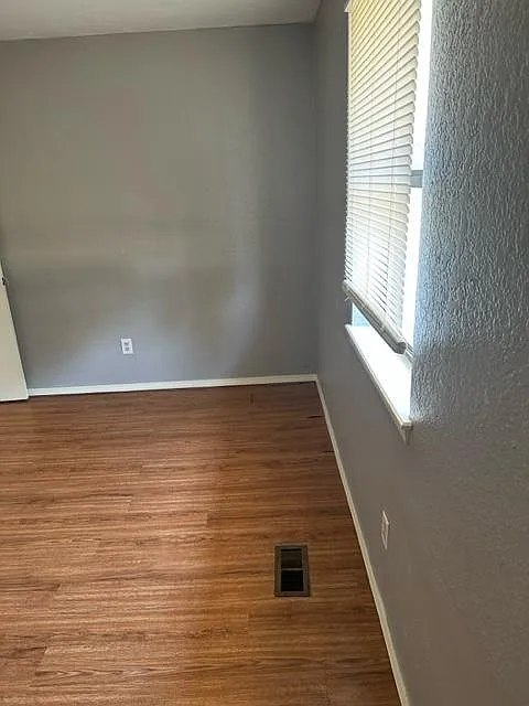 2 bed, 936 sqft, $865 — Photo 4
