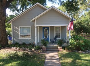 601 W 1st St, Hico, TX 76457