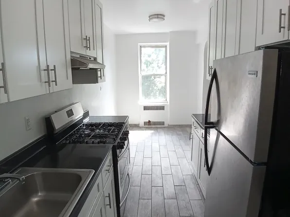 109-20 71st Road image 4 of 19