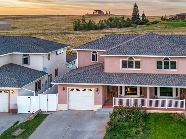 1429 Thaxton Ct, Laramie, WY 82072