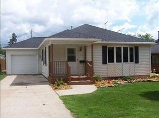 511 E 6th St, Marshfield, WI 54449