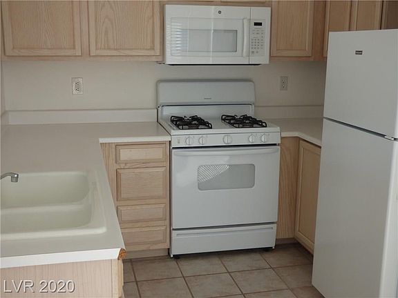 5th image of 3087 Key Largo Dr Unit 203