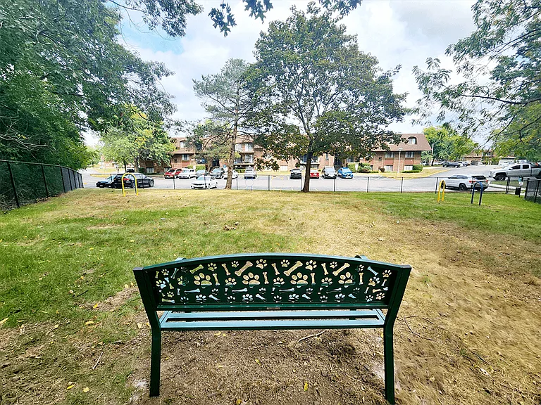 Fox Crest — Photo 14