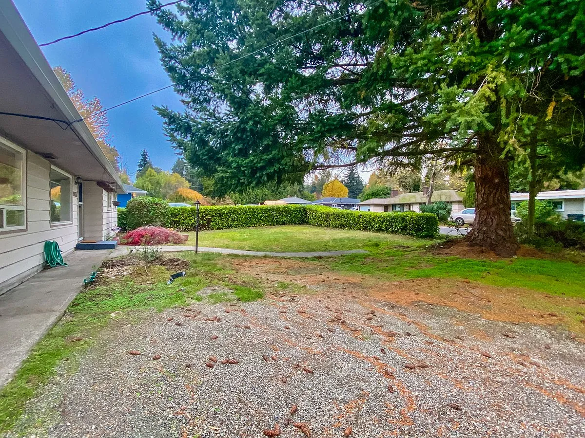 Building Photo - 20435 14th Ave S