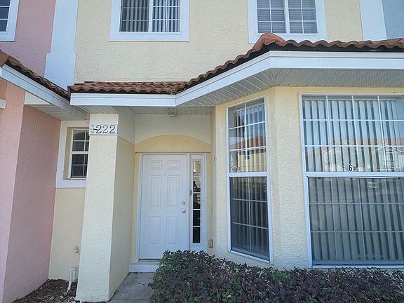 4th image of 1222 S Beach Cir