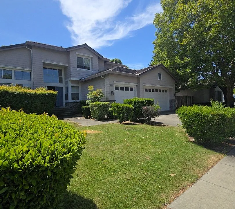 5152 Renaissance Ct