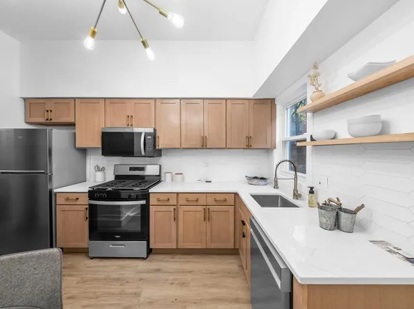 64 Oak Street image 5 of 15