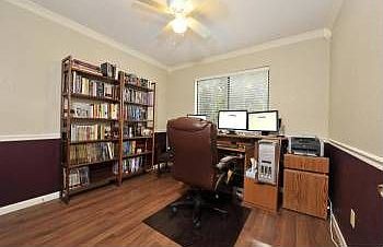5th image of 904 Peggotty Pl