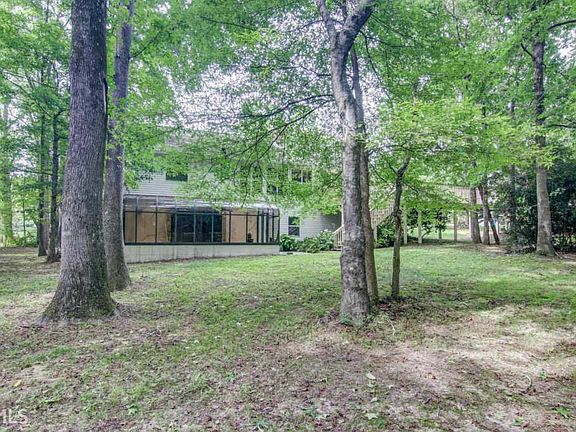 5th image of 2933 Bridle Creek Dr SW